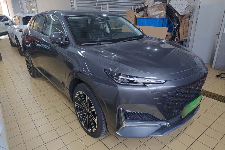 Used CHANGAN UNI-K iDD 2024 ZhiDian iDD 1.5T 135km Smart Leading Model Front Right 45 Deg
