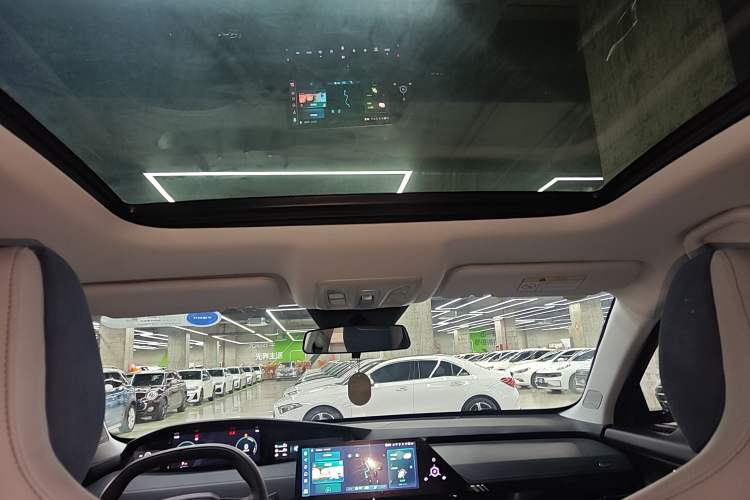 Used CHANGAN UNI-K iDD 2024 Smart Electric iDD 1.5T 135km Smart Enjoyment Model Headliner
