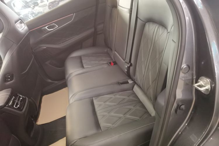 Used CHANGAN UNI-K iDD 2024 ZhiDian iDD 1.5T 135km Smart Leading Model Interior 4