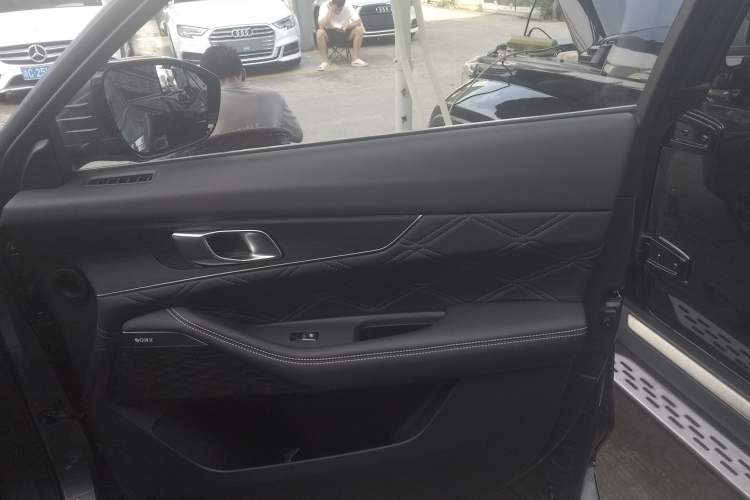Used CHANGAN UNI-K iDD 2024 ZhiDian iDD 1.5T 135km Smart Leading Model Interior 5