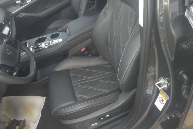 Used CHANGAN UNI-K iDD 2024 ZhiDian iDD 1.5T 135km Smart Leading Model Left Front Seat