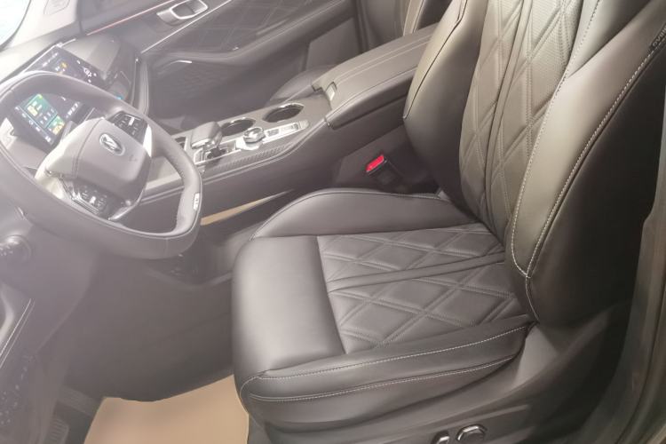 Used CHANGAN UNI-K iDD 2024 ZhiDian iDD 1.5T 135km Smart Leading Model Left Front Seat