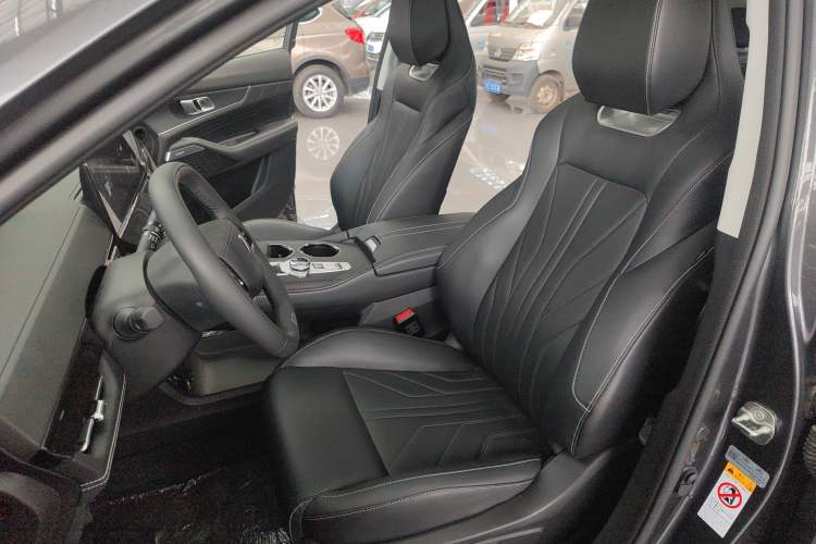 Used CHANGAN UNI-K iDD 2024 Chuzhi iDD 1.5T 135km Smart & Fun Model Left Front Seat