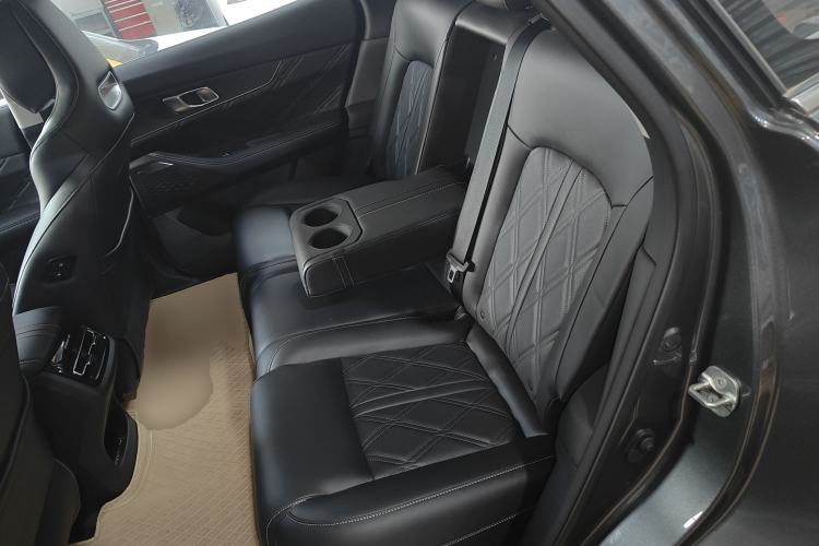 Used CHANGAN UNI-K iDD 2024 ZhiDian iDD 1.5T 135km Smart Leading Model Left Rear Seat