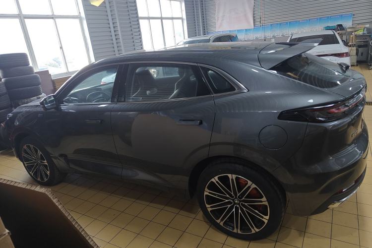 Used CHANGAN UNI-K iDD 2024 ZhiDian iDD 1.5T 135km Smart Leading Model Left Side