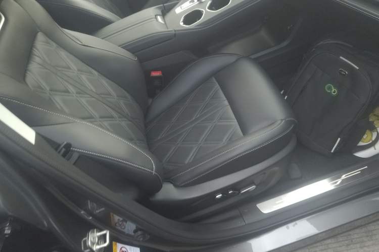 Used CHANGAN UNI-K iDD 2024 ZhiDian iDD 1.5T 135km Smart Leading Model Right Front Seat
