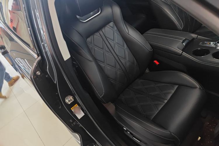 Used CHANGAN UNI-K iDD 2024 ZhiDian iDD 1.5T 135km Smart Leading Model Right Front Seat