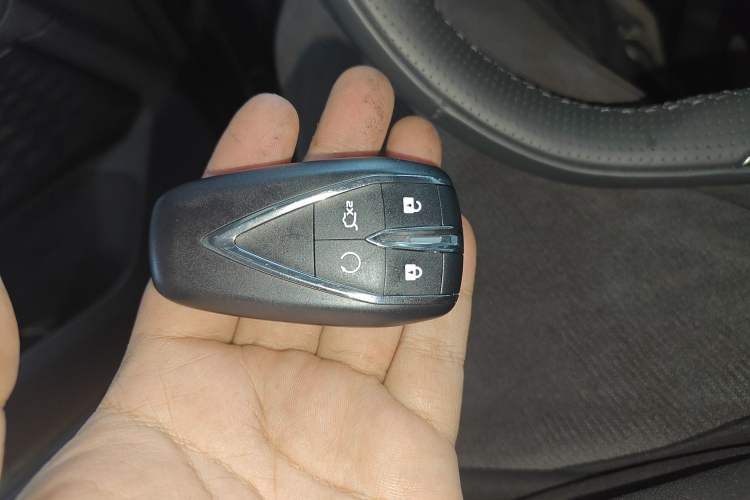 Used CHANGAN UNI-K iDD 2024 ZhiDian iDD 1.5T 135km Smart Leading Model Vehicle Key