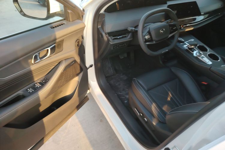 Used CHANGAN UNI-K iDD 2024 Chuzhi iDD 1.5T 135km Smart & Fun Model Driver Seat