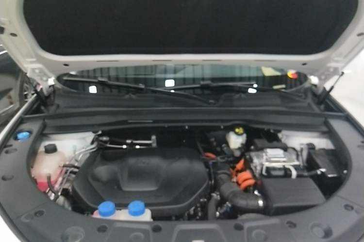 Used CHANGAN UNI-K iDD 2024 Chuzhi iDD 1.5T 135km Smart & Fun Model Engine Bay