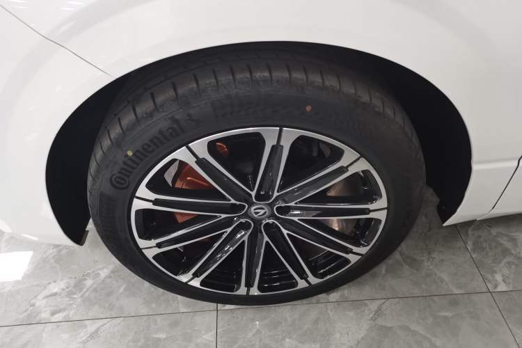 Used CHANGAN UNI-K iDD 2024 ZhiDian iDD 1.5T 135km Smart Leading Model Exterior 7