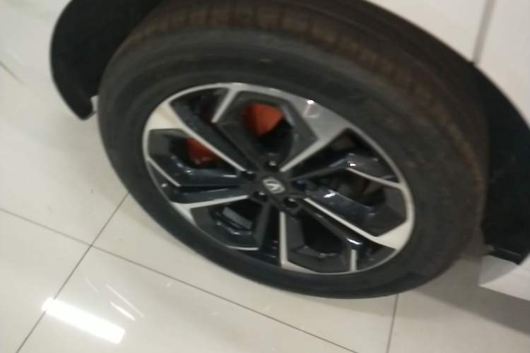 Used CHANGAN UNI-K iDD 2024 Chuzhi iDD 1.5T 135km Smart & Fun Model Exterior 8