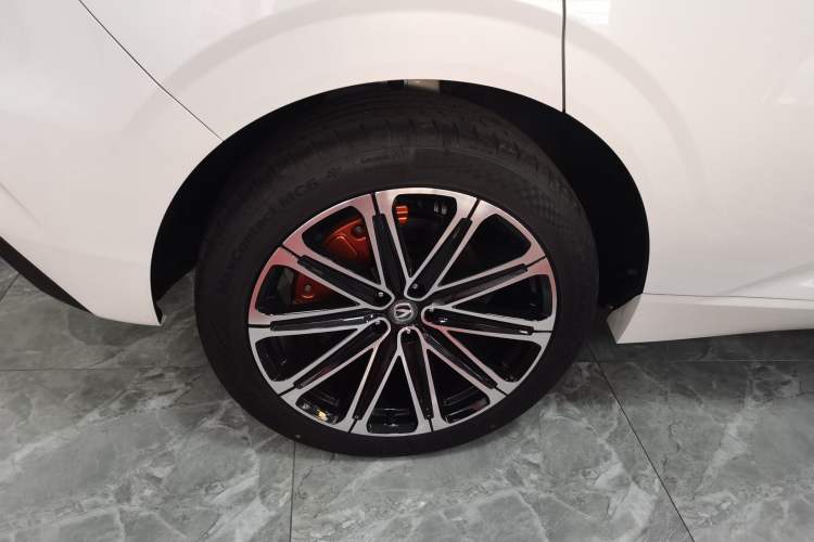 Used CHANGAN UNI-K iDD 2024 ZhiDian iDD 1.5T 135km Smart Leading Model Exterior 8