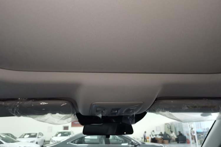 Used CHANGAN UNI-K iDD 2024 ZhiDian iDD 1.5T 135km Smart Leading Model Headliner