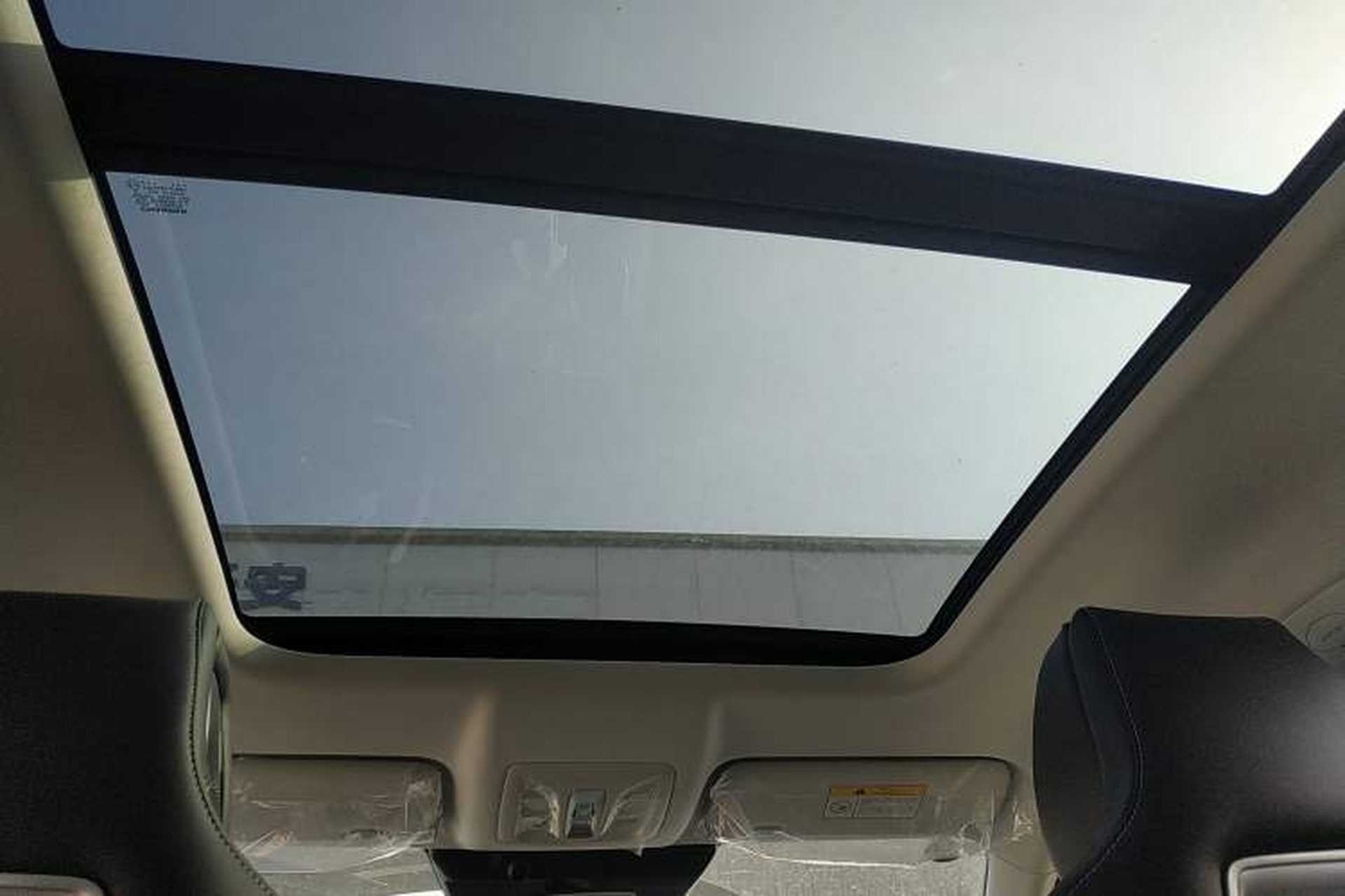 Used CHANGAN UNI-K iDD 2024 ZhiDian iDD 1.5T 135km Smart Leading Model Headliner