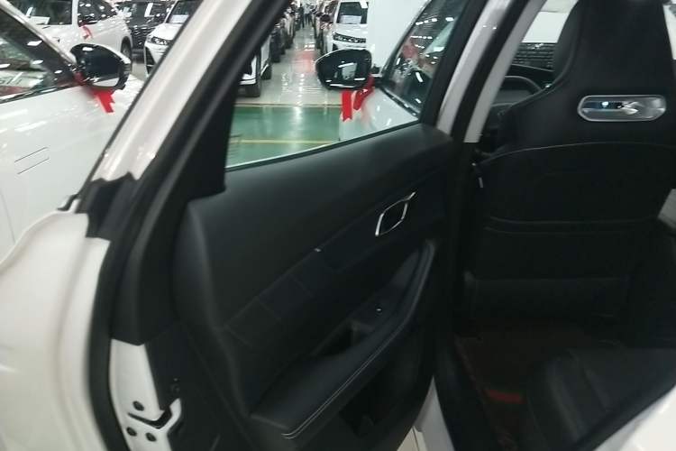 Used CHANGAN UNI-K iDD 2024 Chuzhi iDD 1.5T 135km Smart & Fun Model Interior 8