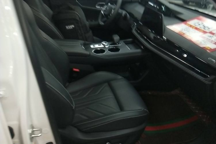 Used CHANGAN UNI-K iDD 2024 Chuzhi iDD 1.5T 135km Smart & Fun Model Right Front Seat