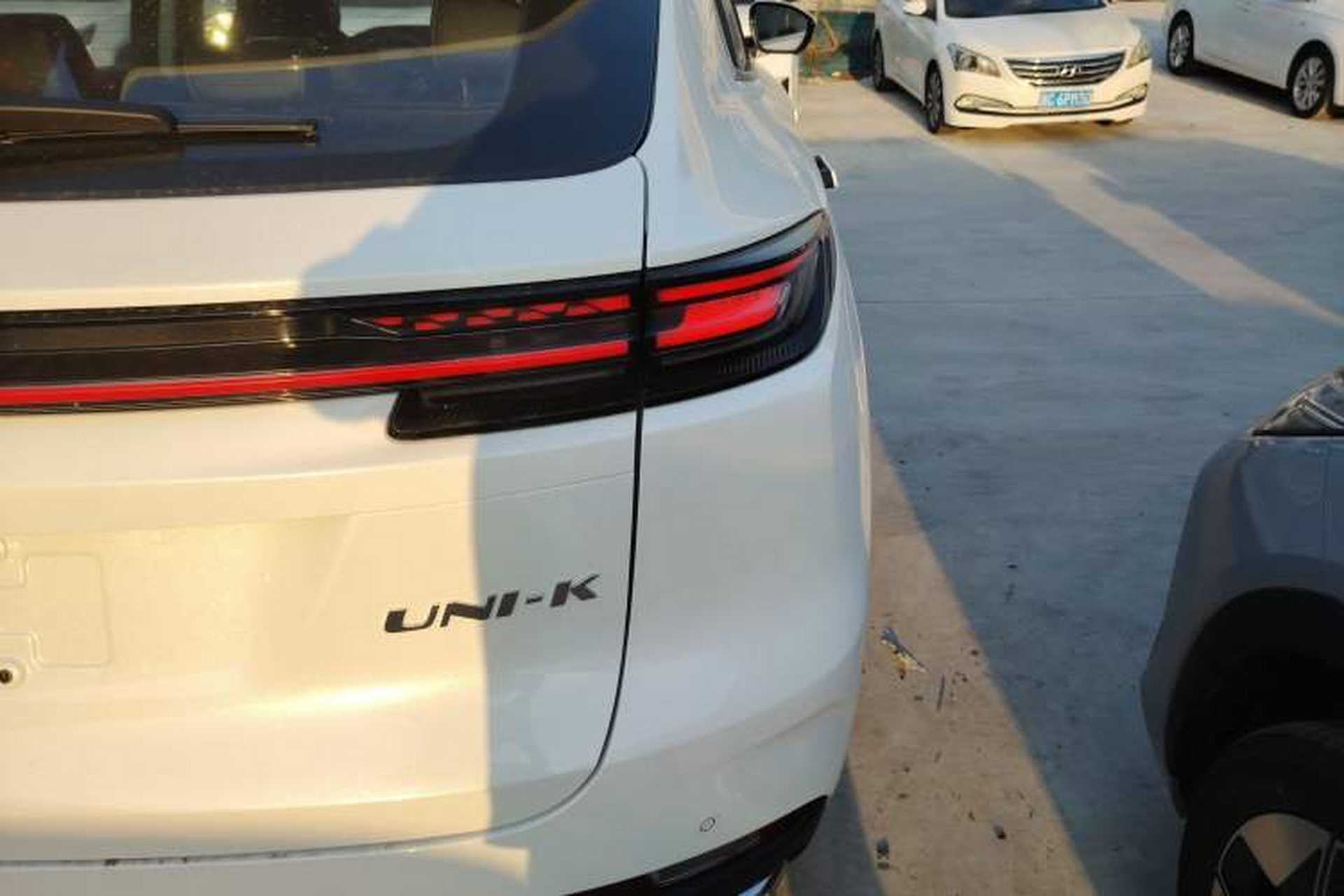 Used CHANGAN UNI-K iDD 2024 Chuzhi iDD 1.5T 135km Smart & Fun Model Right Rear Taillight