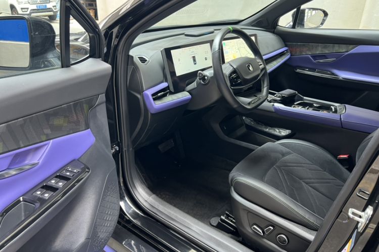 Used CHANGAN UNI-T 2023 2nd Generation 1.5T Sport Edition Flagship Version Interior 5