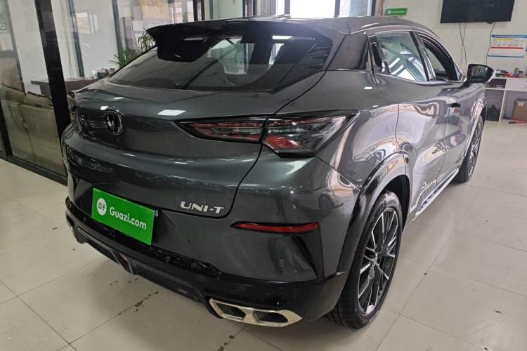 Used CHANGAN UNI-T 2023 Second-Generation 1.5T Prestige Model Exterior 5