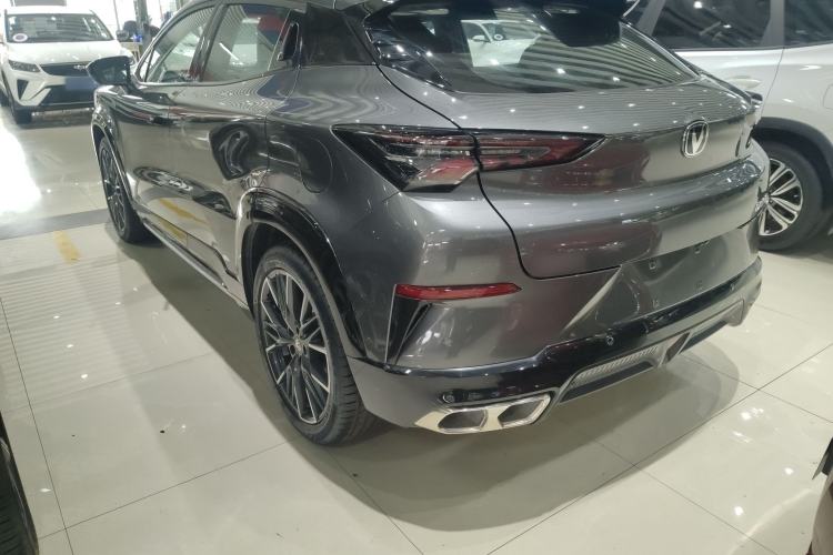 Used CHANGAN UNI-T 2023 Second-Generation 1.5T Prestige Model Exterior 5