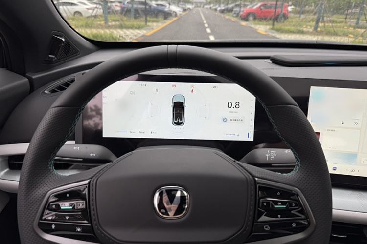 Used CHANGAN UNI-T 2023 Second-Generation 1.5T Prestige Model Instrument Cluster