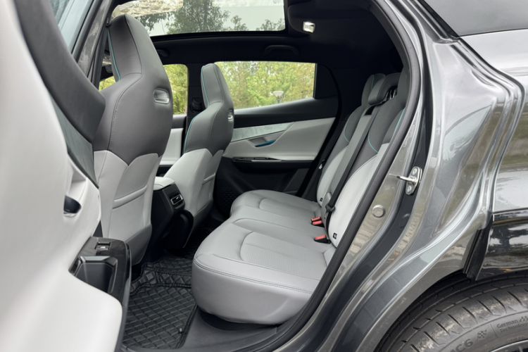 Used CHANGAN UNI-T 2023 Second-Generation 1.5T Prestige Model Interior 1