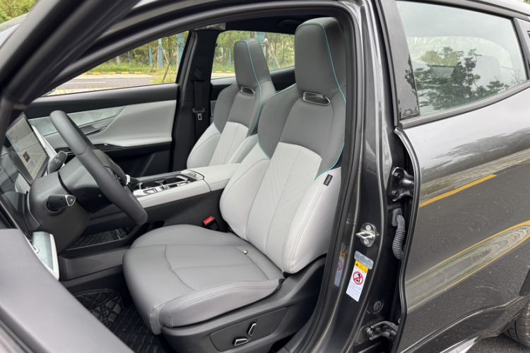 Used CHANGAN UNI-T 2023 Second-Generation 1.5T Prestige Model Left Front Seat