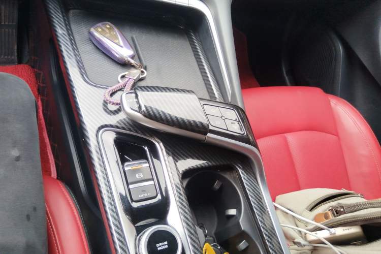 Used CHANGAN UNI-T 2020 1.5T Flagship Version Gear Lever