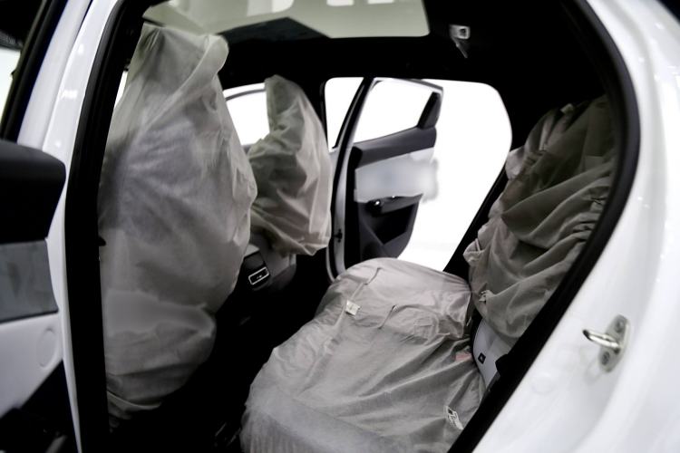 Used CHANGAN UNI-T 2023 Second-Generation 1.5T Prestige Model Interior 4