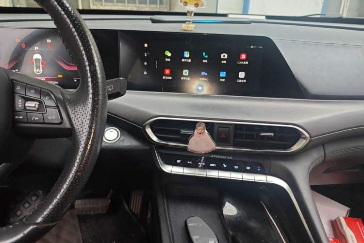 Used CHANGAN UNI-T 2020 1.5T Flagship Version Audio And AC Panel