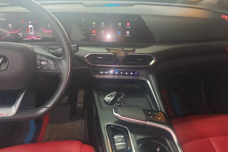 Used CHANGAN UNI-T 2020 1.5T Flagship Version Audio And AC Panel