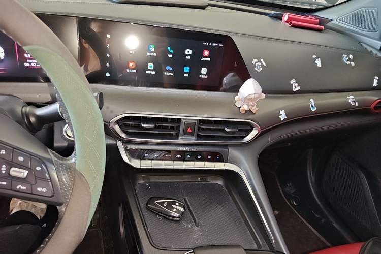 Used CHANGAN UNI-T 2020 1.5T Prestige Version Audio And AC Panel