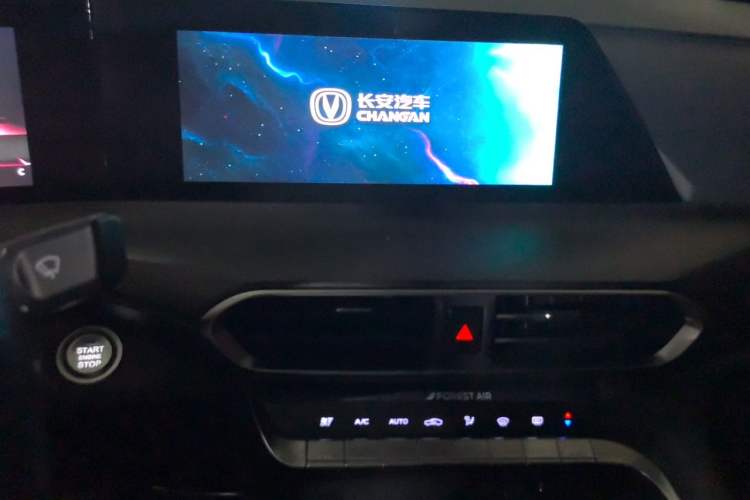 Used CHANGAN UNI-T 2020 1.5T Prestige Version Audio And AC Panel