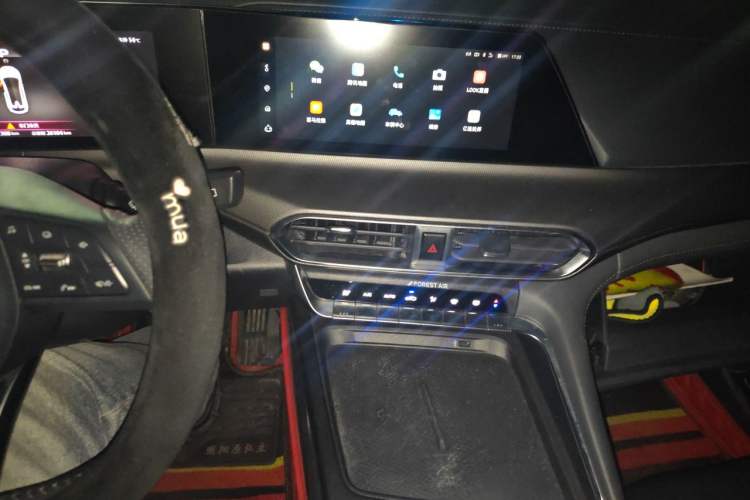 Used CHANGAN UNI-T 2020 1.5T Flagship Version Audio And AC Panel