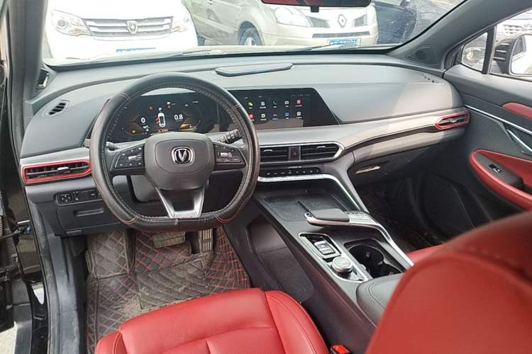Used CHANGAN UNI-T 2020 1.5T Flagship Version Center Console