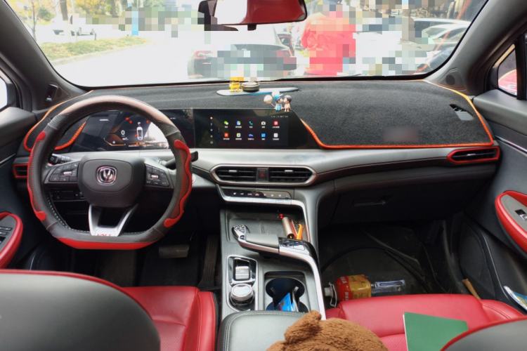 Used CHANGAN UNI-T 2020 1.5T Prestige Version Center Console