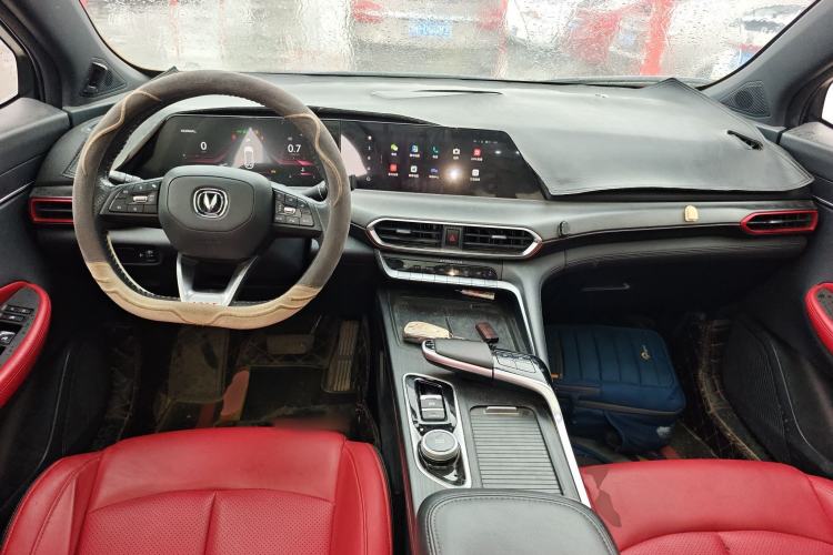 Used CHANGAN UNI-T 2020 1.5T Prestige Version Center Console