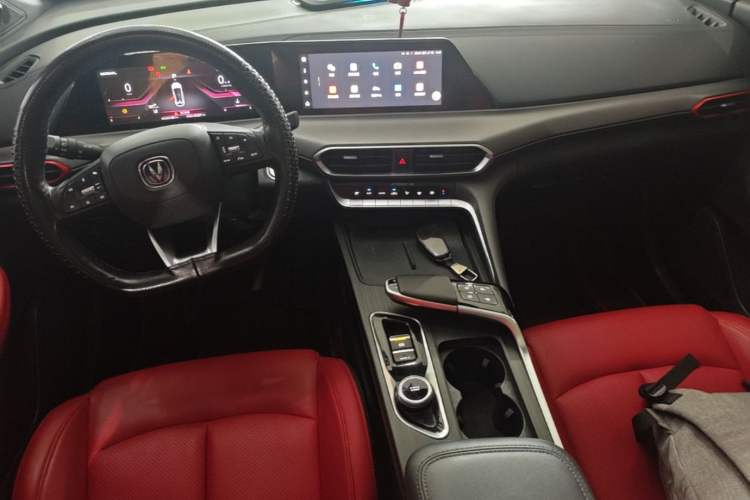 Used CHANGAN UNI-T 2020 1.5T Flagship Version Center Console