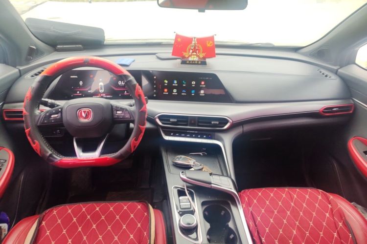 Used CHANGAN UNI-T 2020 1.5T Prestige Version Center Console