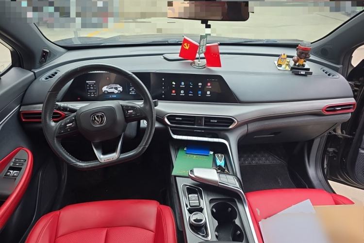 Used CHANGAN UNI-T 2020 1.5T Prestige Version Center Console