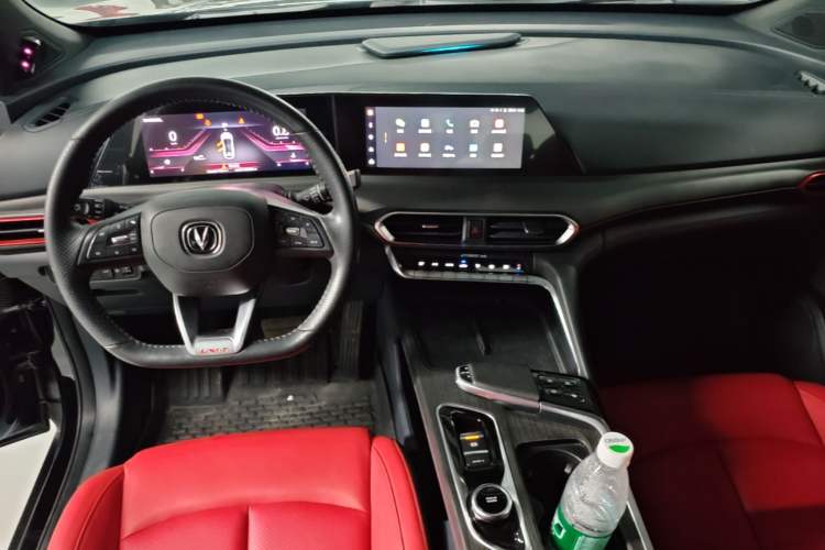 Used CHANGAN UNI-T 2020 1.5T Flagship Version Center Console