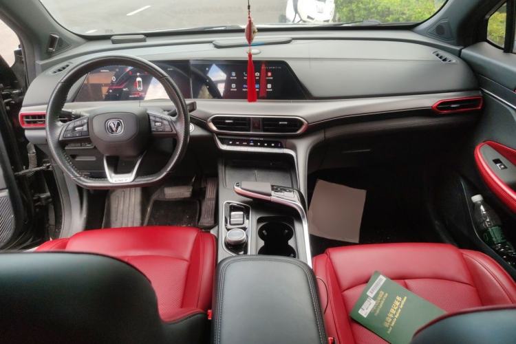Used CHANGAN UNI-T 2020 1.5T Prestige Version Center Console