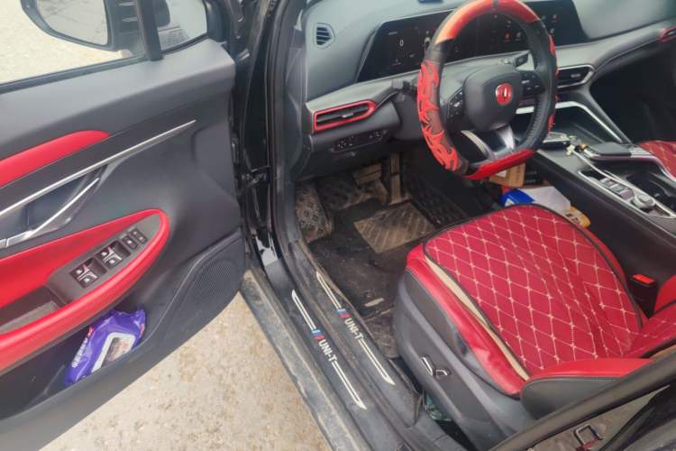 Used CHANGAN UNI-T 2020 1.5T Prestige Version Driver Seat