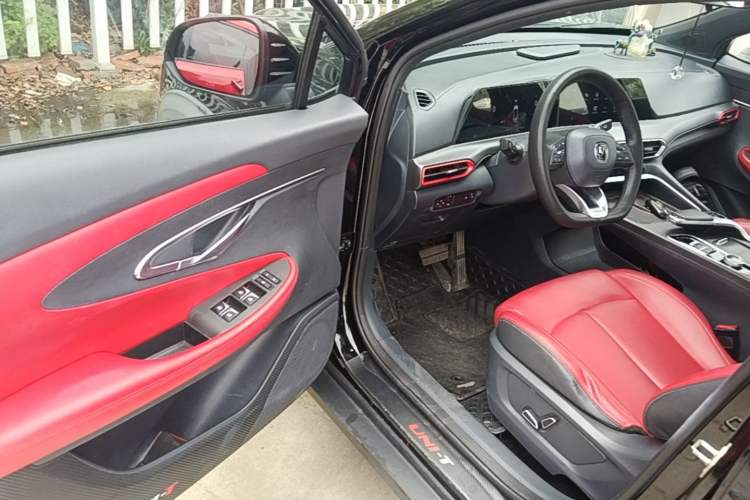 Used CHANGAN UNI-T 2020 1.5T Prestige Version Driver Seat
