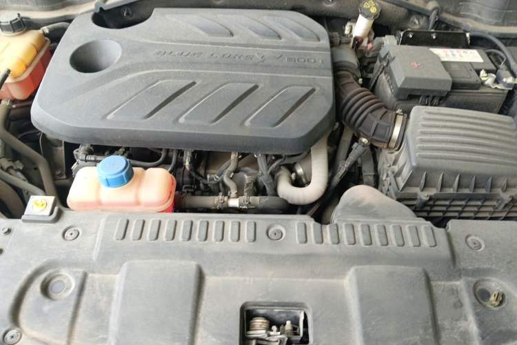 Used CHANGAN UNI-T 2020 1.5T Prestige Version Engine Bay