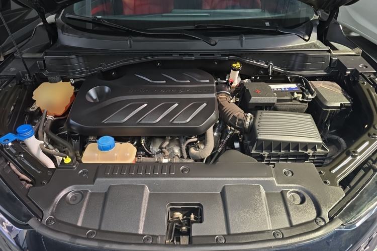 Used CHANGAN UNI-T 2020 1.5T Prestige Version Engine Bay