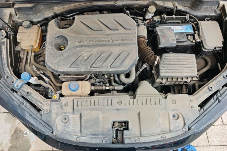 Used CHANGAN UNI-T 2020 1.5T Prestige Version Engine Bay