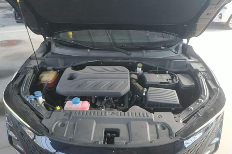 Used CHANGAN UNI-T 2020 1.5T Flagship Version Engine Bay