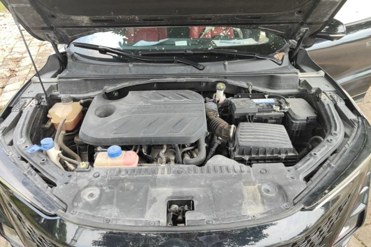 Used CHANGAN UNI-T 2020 1.5T Prestige Version Engine Bay